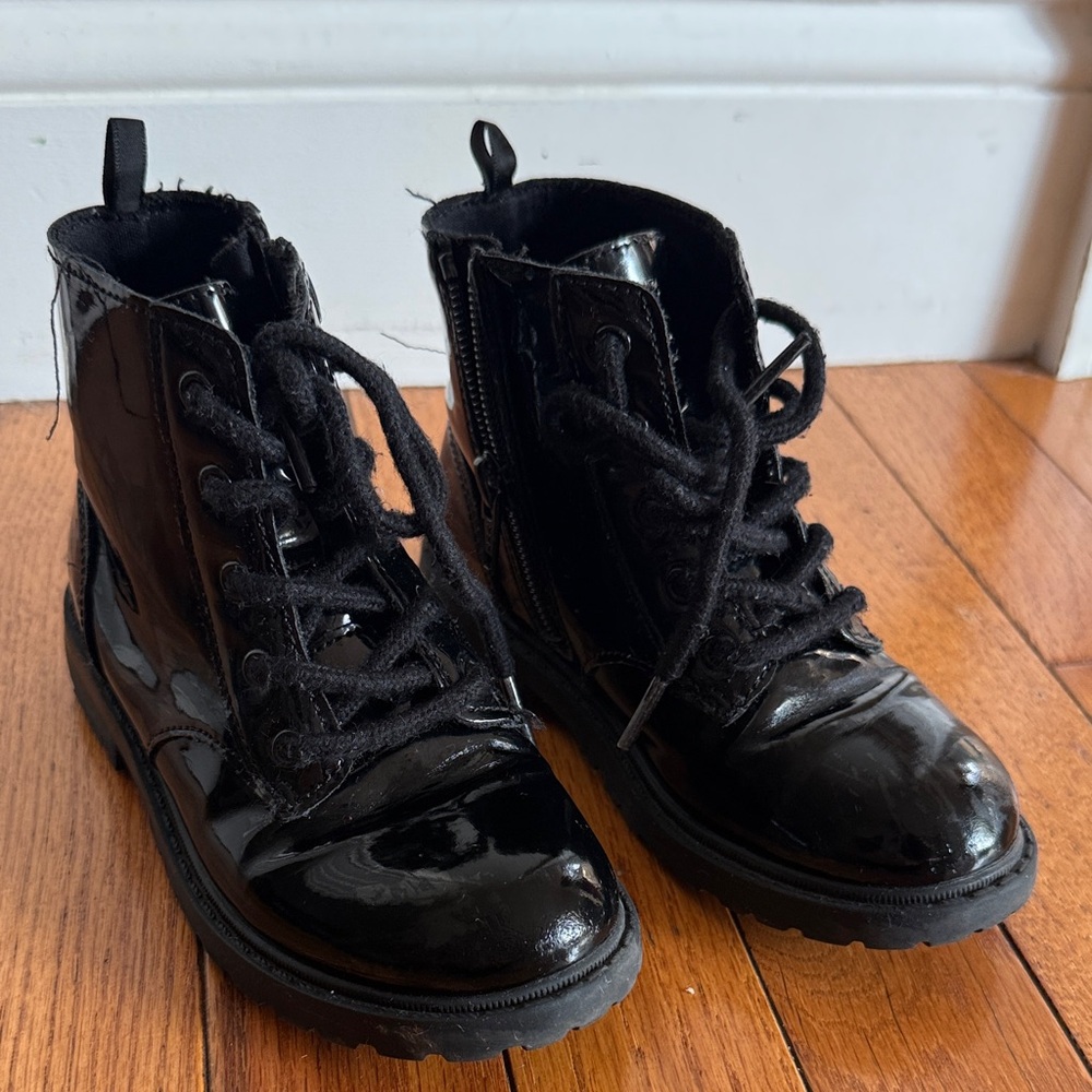 Black Patent Lace-Up Combat Boots - KIDS